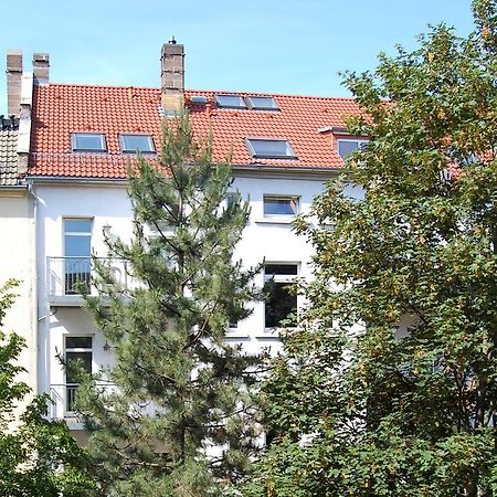 Schoener Wohnen Im Denkmal - Grosszuegig Geschnitten, Kostenfreies Wlan Leipzig Exterior foto